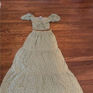 Contempo- two piece set